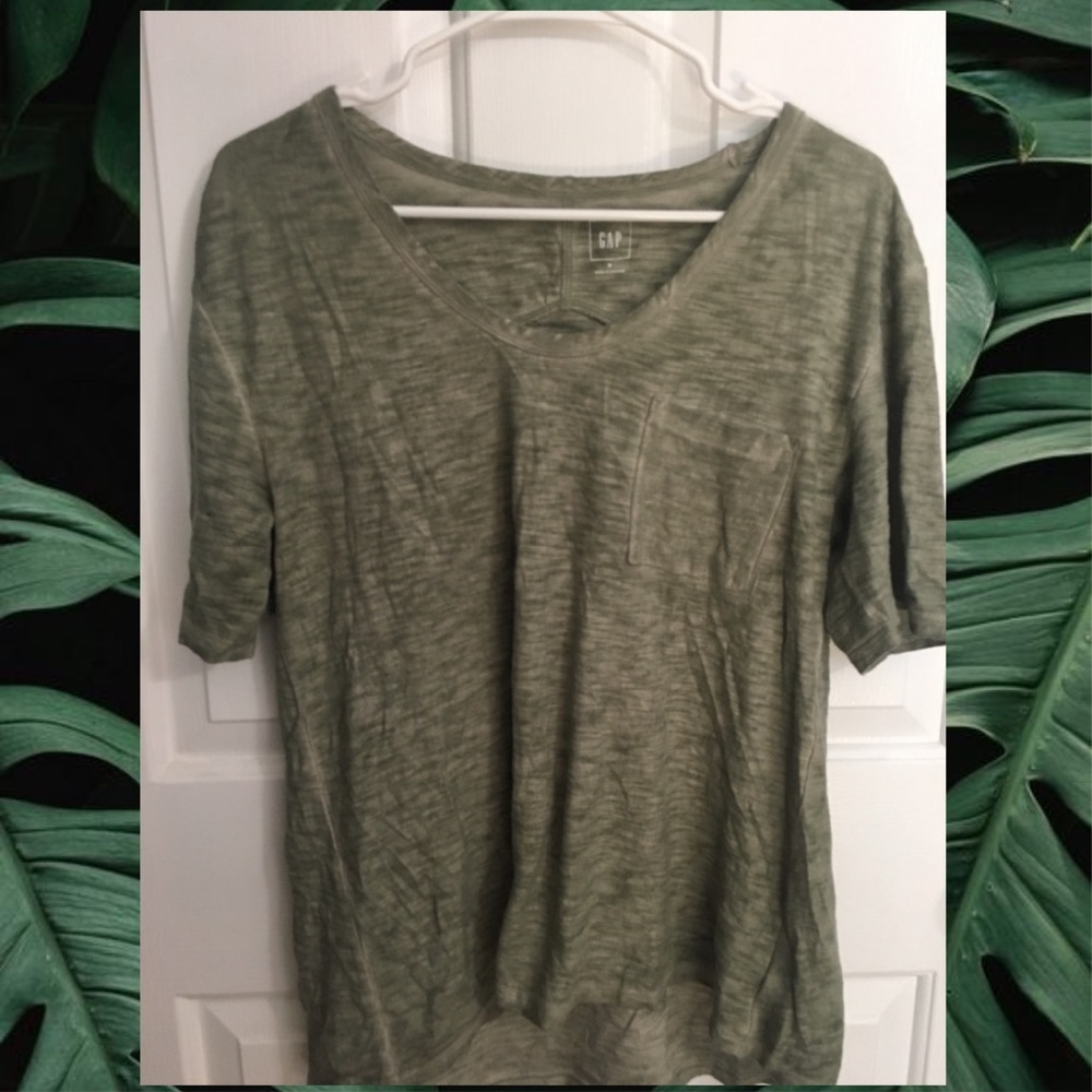 olive oversized tee